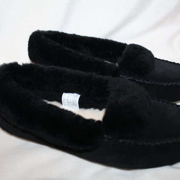 NIB UGG WOMEN'S SPILL SEAM SHEARLING SUEDE SLIPPERS BLACK - Picture 4 of 8